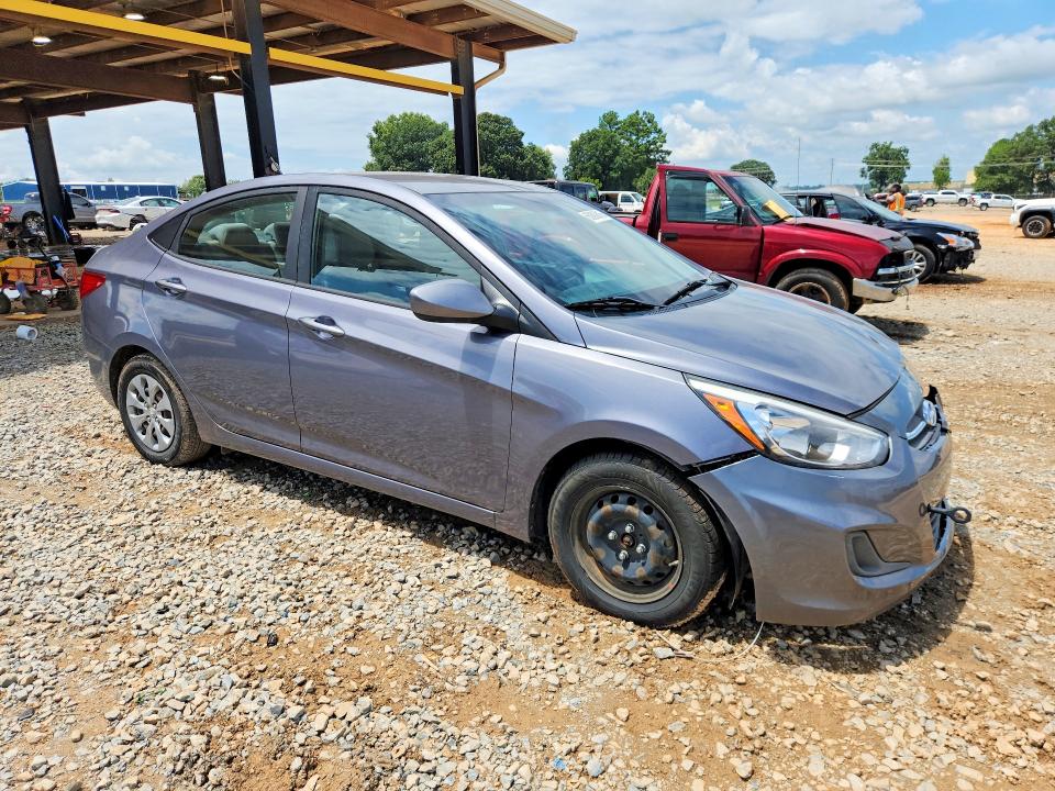 2017 Hyundai Accent მანქანა იყიდება აუქციონზე, vin: KMHCT4AE4HU323750, აუქციონის ნომერი: 60893616
