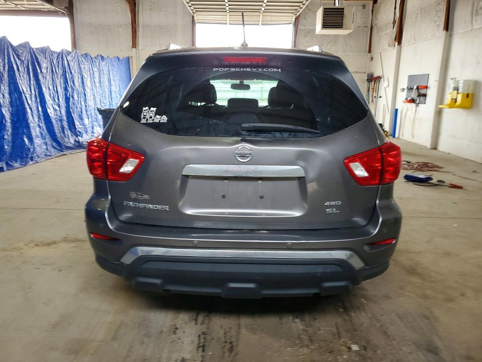 Продажа на аукционе авто 2017 Nissan Pathfinder, vin: 5N1DR2MM1HC673885, номер лота: 62607616