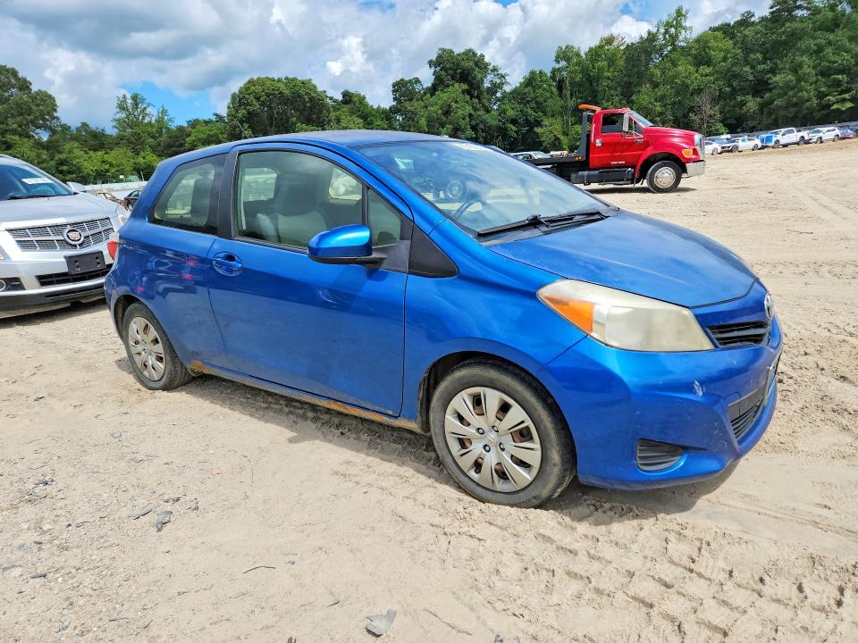 63153016 :رقم المزاد ، JTDJTUD31DD562091 vin ، 2013 Toyota Yaris مزاد بيع