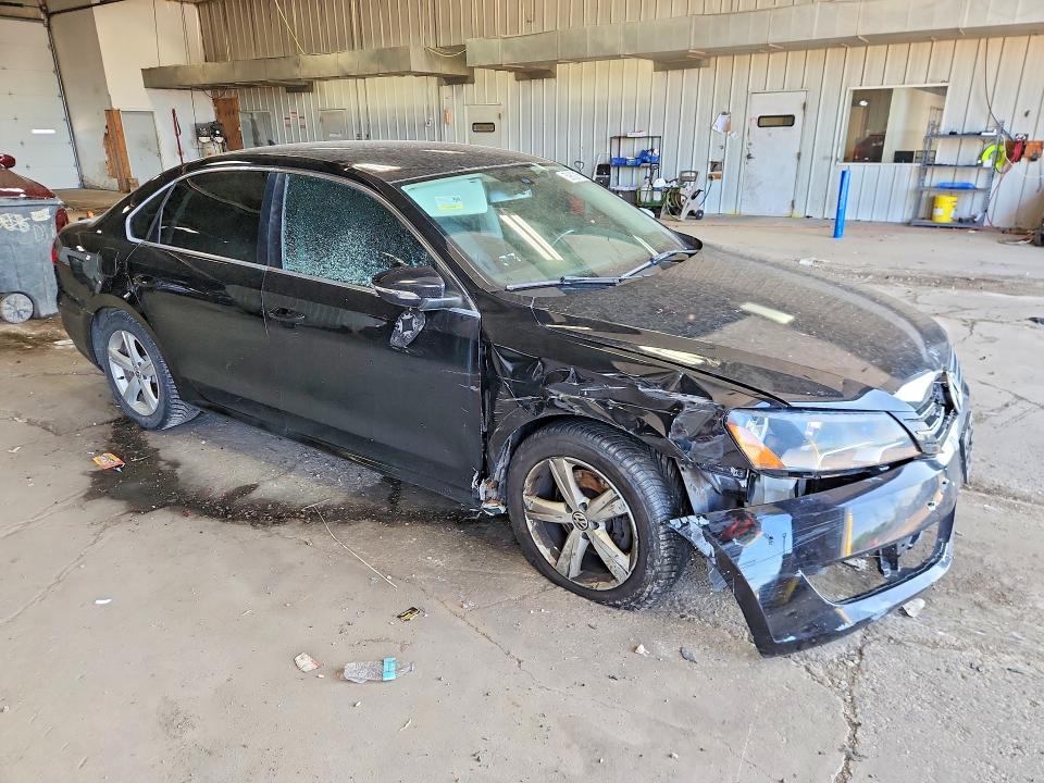 2012 Volkswagen Passat მანქანა იყიდება აუქციონზე, vin: 1VWBP7A37CC101252, აუქციონის ნომერი: 59602156