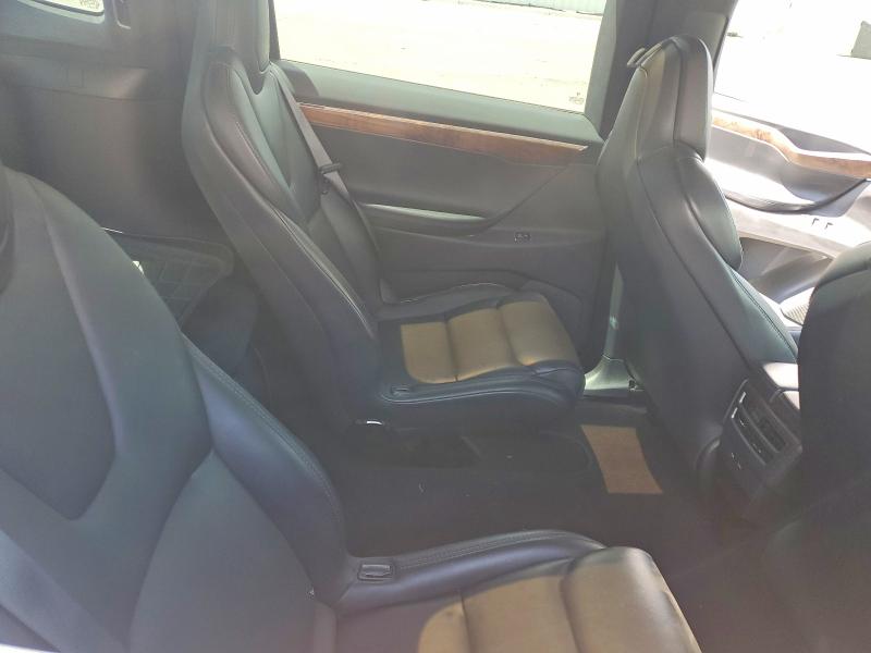 2018 Tesla Model X მანქანა იყიდება აუქციონზე, vin: 5YJXCBE28JF123365, აუქციონის ნომერი: 60425746