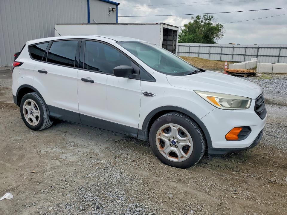 Продажа на аукционе авто 2017 Ford Escape, vin: 1FMCU0F7XHUC73002, номер лота: 62952836