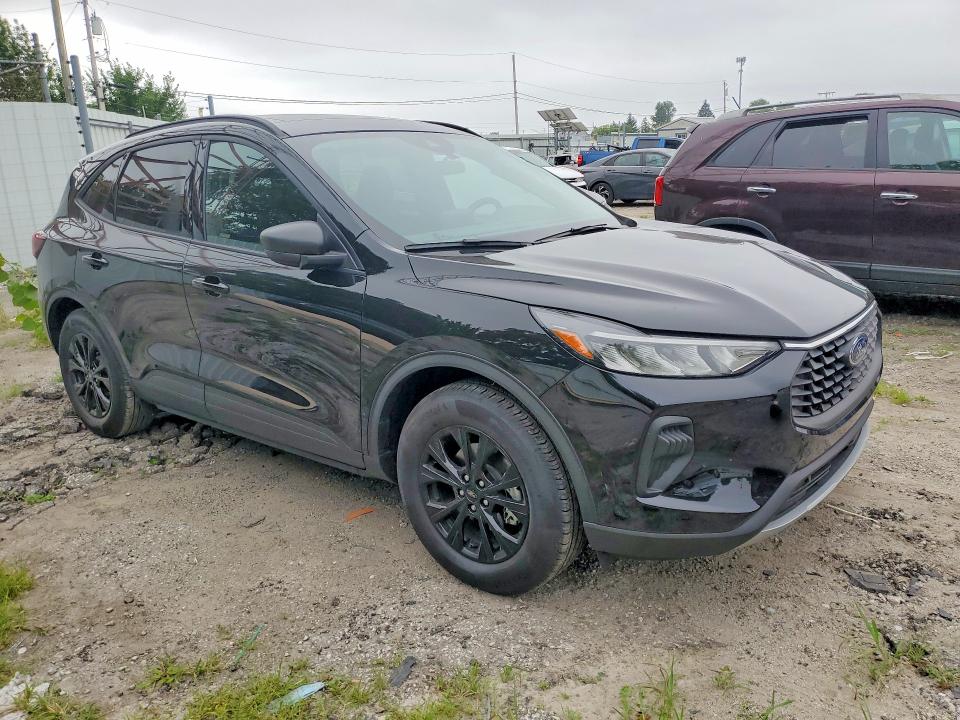 62664756 :رقم المزاد ، 1FMCU0GNXSUA67246 vin ، 2025 Ford Escape مزاد بيع