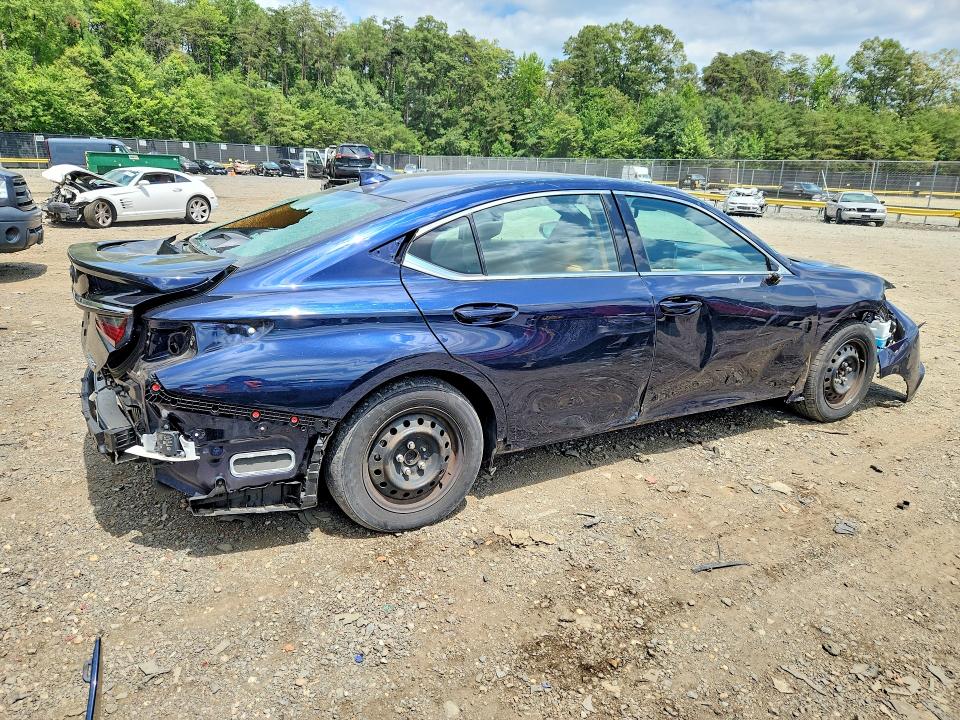 62504806 :رقم المزاد ، 58ADZ1B16RU165130 vin ، 2024 Lexus Es 350 مزاد بيع