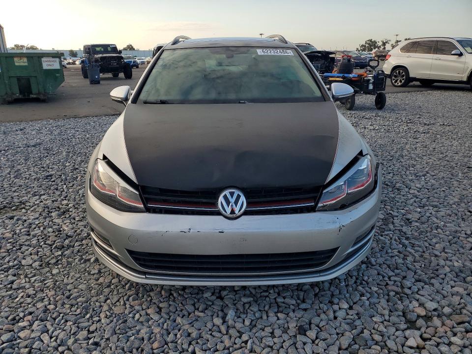62232486 :رقم المزاد ، 3VWCA7AU3FM506221 vin ، 2015 Volkswagen Golf Sportwagen مزاد بيع