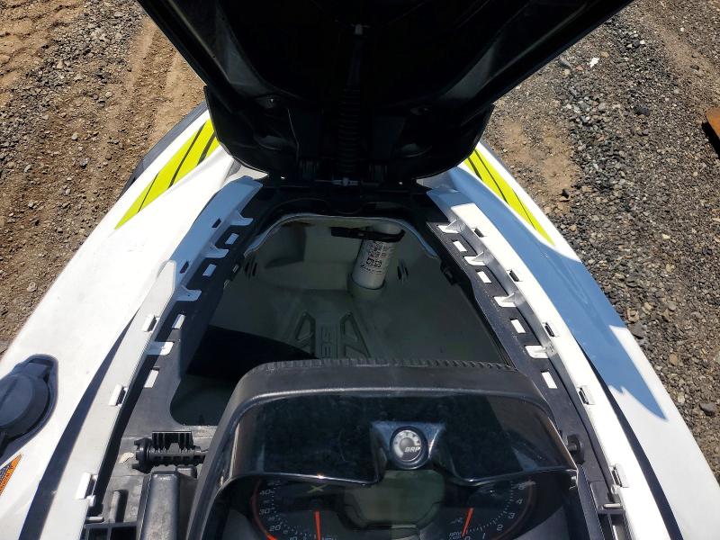 Продаж на аукціоні авто 2017 Sea-doo Rxtx 300, vin: YDV11341B717, номер лоту: 62203366