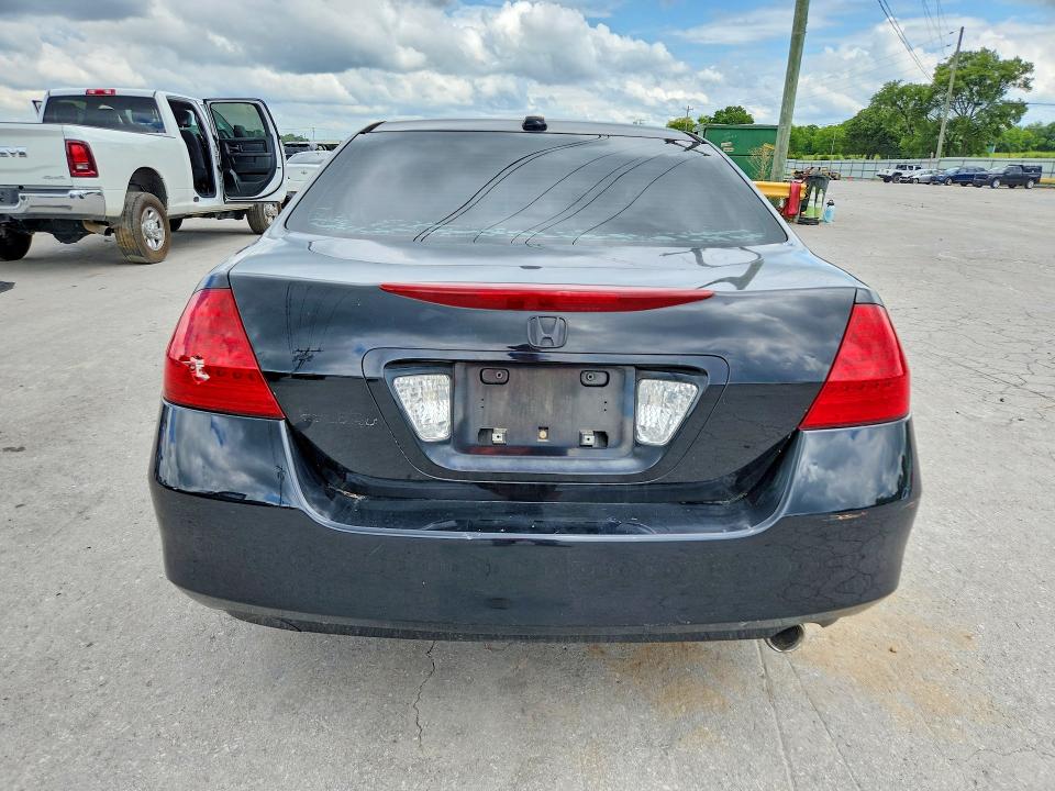 60829216 :رقم المزاد ، 1HGCM56807A175351 vin ، 2007 Honda Accord مزاد بيع