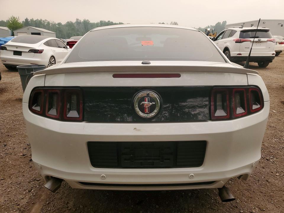 2014 Ford Mustang მანქანა იყიდება აუქციონზე, vin: 1ZVBP8AM2E5323400, აუქციონის ნომერი: 60401156