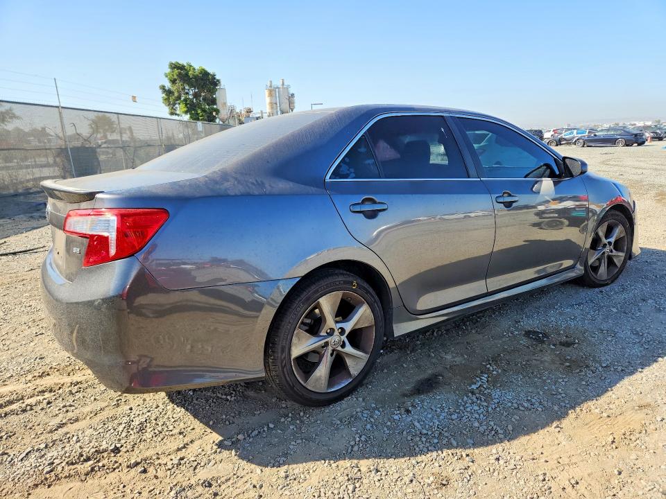Aukcja sprzedaży 2014 Toyota Camry, vin: 4T1BF1FK8EU748089, numer aukcji: 61071526