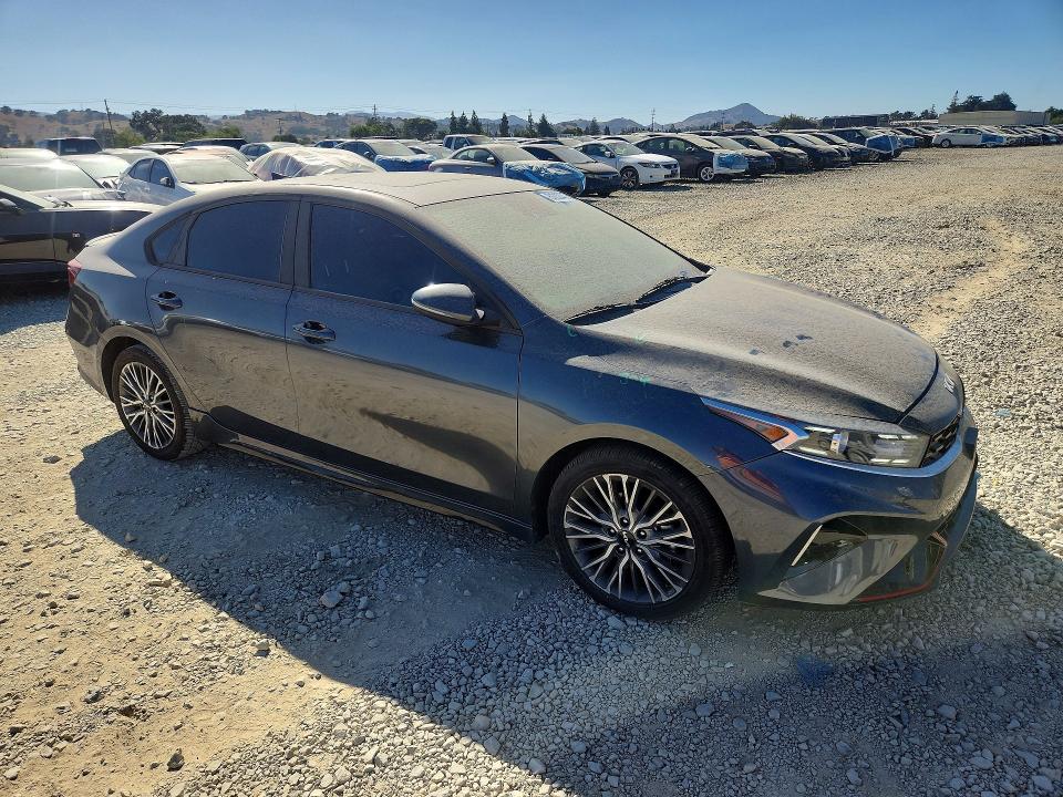 Продажа на аукционе авто 2022 Kia Forte, vin: 3KPF54AD2NE506514, номер лота: 61332446