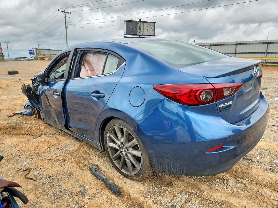 Продаж на аукціоні авто 2018 Mazda 3, vin: 3MZBN1V38JM255607, номер лоту: 62496076