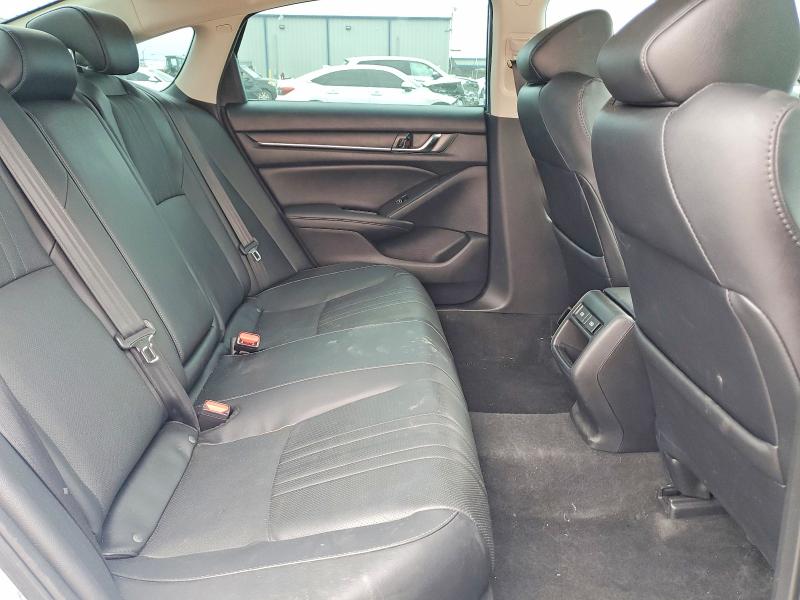 61518236 :رقم المزاد ، 1HGCV1F42MA023814 vin ، 2021 Honda Accord مزاد بيع