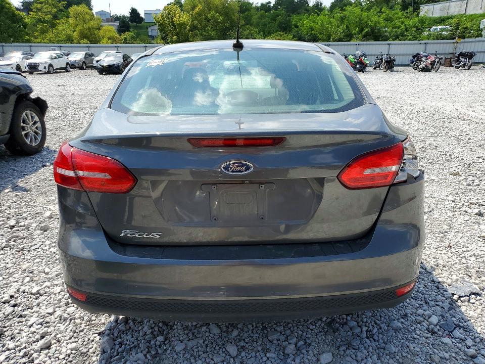 63467796 :رقم المزاد ، 1FADP3E23JL301392 vin ، 2018 Ford Focus مزاد بيع