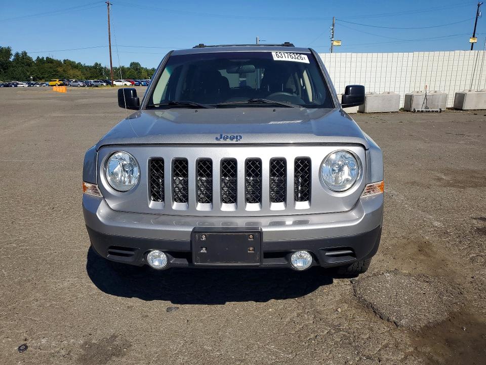63176326 :رقم المزاد ، 1C4NJPBA6FD274421 vin ، 2015 Jeep Patriot مزاد بيع