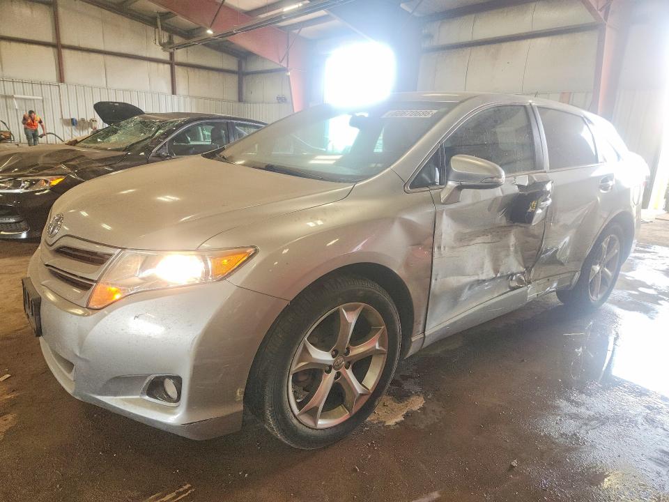 60670686 :رقم المزاد ، 4T3BK3BB1FU119795 vin ، 2015 Toyota Venza مزاد بيع