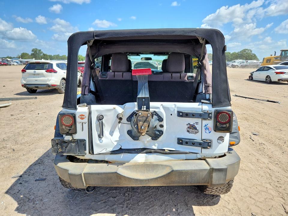 61082956 :رقم المزاد ، 1C4BJWDG5GL150677 vin ، 2016 Jeep Wrangler Unlimited مزاد بيع