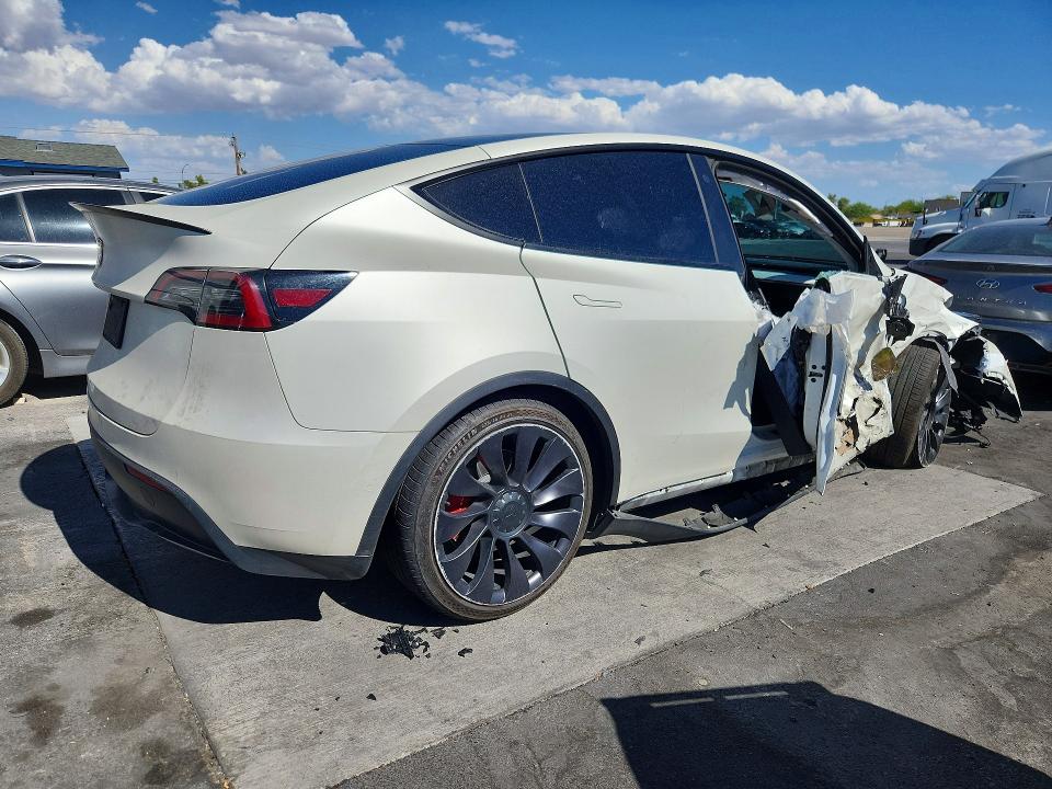 2022 Tesla Model Y მანქანა იყიდება აუქციონზე, vin: 7SAYGDEF6NF337545, აუქციონის ნომერი: 63246376