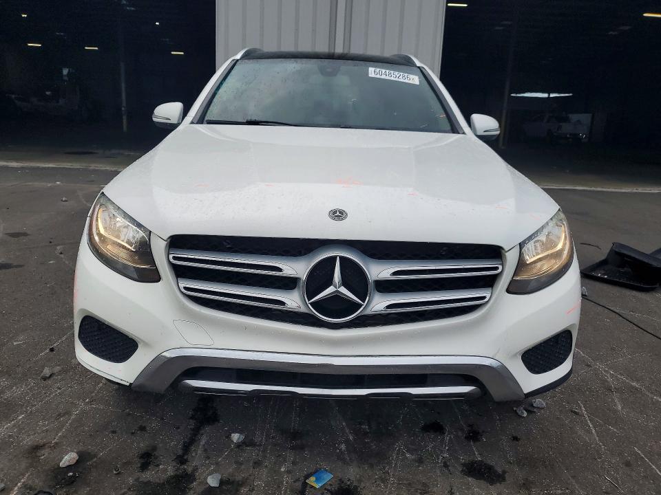 60485286 :رقم المزاد ، WDC0G4JBXJV021360 vin ، 2018 Mercedes-benz Glc مزاد بيع