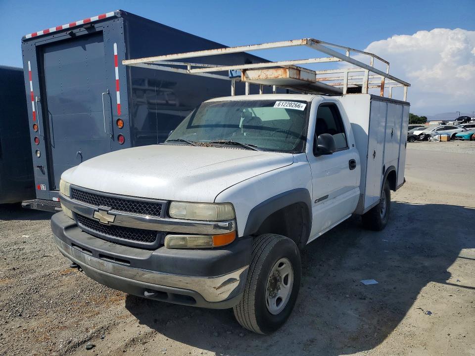 Aukcja sprzedaży 2001 Chevrolet Silverado, vin: 1GBHC24U61E318944, numer aukcji: 61220266