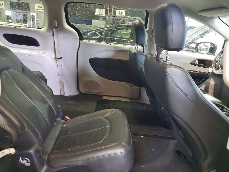 Продаж на аукціоні авто 2017 Chrysler Pacifica, vin: 2C4RC1BG8HR583692, номер лоту: 63364766