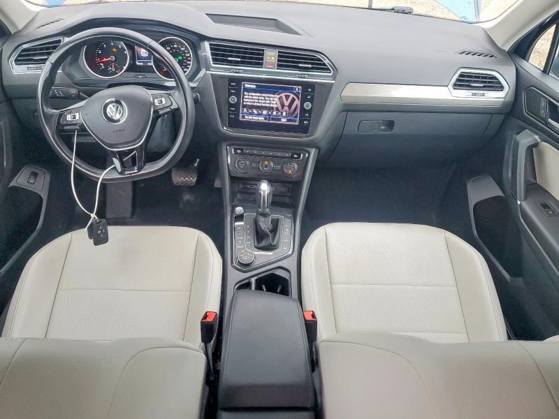 Продаж на аукціоні авто 2018 Volkswagen Tiguan, vin: 3VV2B7AX0JM102714, номер лоту: 63291686