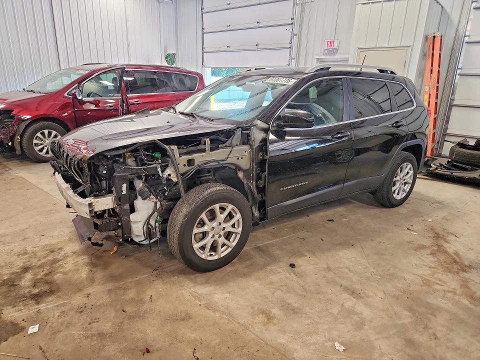 61007776 :رقم المزاد ، 1C4PJMLB0JD555508 vin ، 2018 Jeep Cherokee مزاد بيع