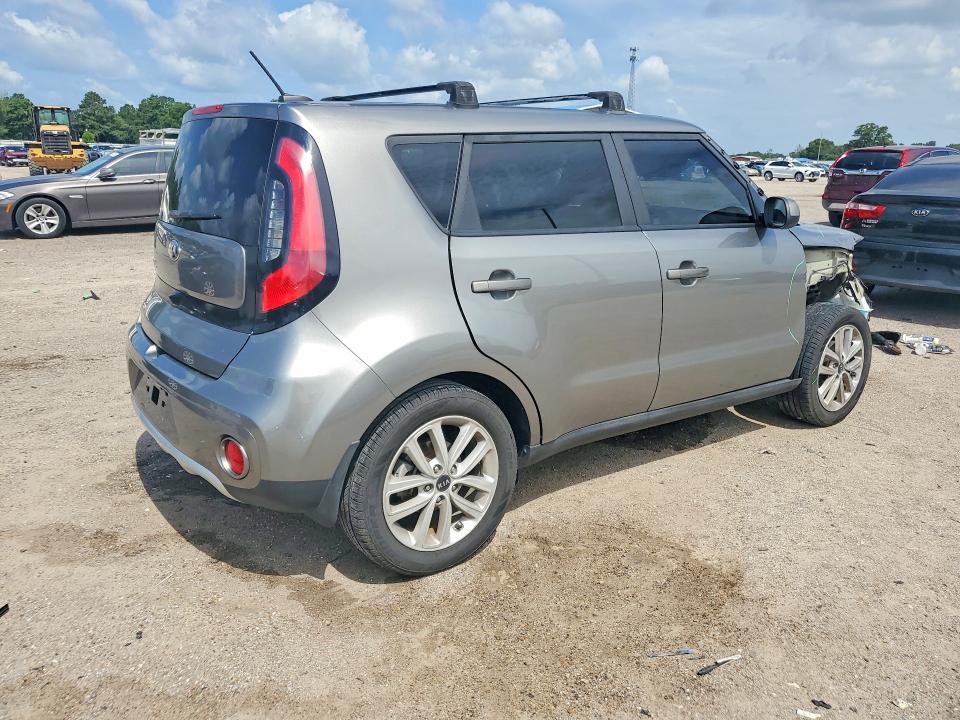 Продаж на аукціоні авто 2018 Kia Soul, vin: KNDJP3A54J7544716, номер лоту: 60571176