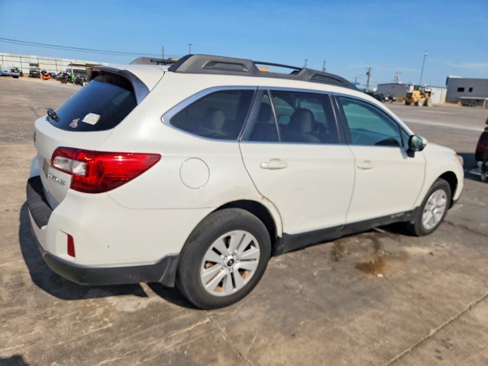 59726626 :رقم المزاد ، 4S4BSBHC1F3302574 vin ، 2015 Subaru Outback مزاد بيع