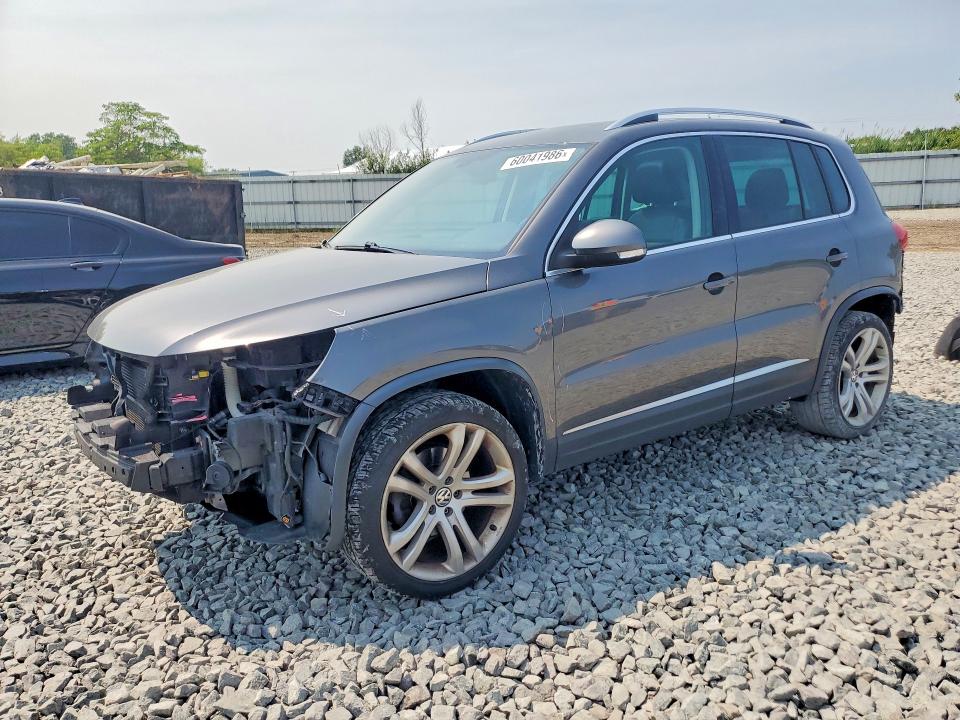 2013 Volkswagen Tiguan მანქანა იყიდება აუქციონზე, vin: WVGBV3AX6DW587410, აუქციონის ნომერი: 60041986