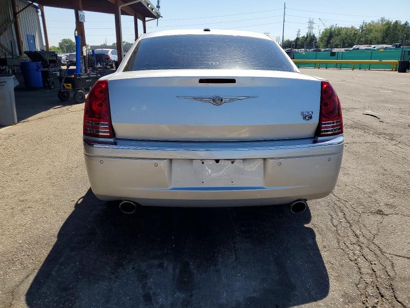 60980786 :رقم المزاد ، 2C3CA6CT5AH279692 vin ، 2010 Chrysler 300c مزاد بيع