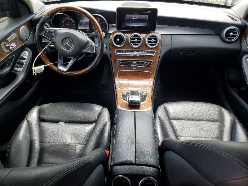 59791826 :رقم المزاد ، 55SWF4JB4HU216588 vin ، 2017 Mercedes-benz C مزاد بيع