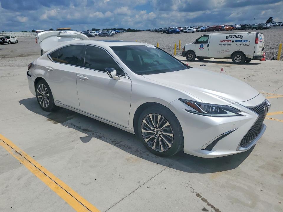 60556226 :رقم المزاد ، 58AD21B18LU006590 vin ، 2020 Lexus Es مزاد بيع