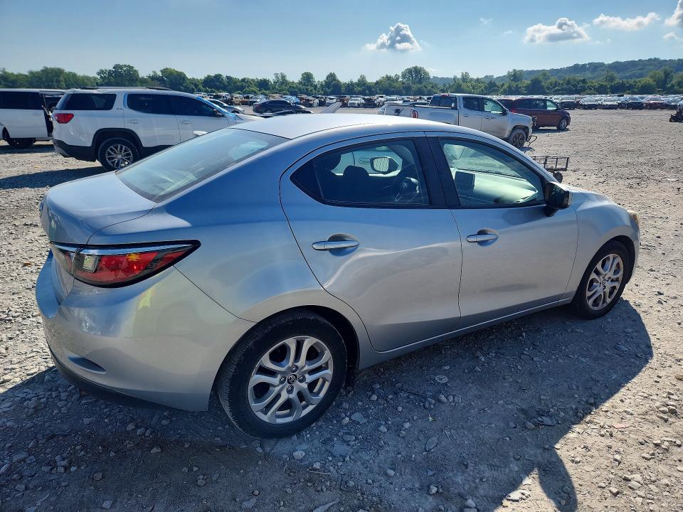 Auction sale of the 2018 Toyota Yaris Ia, vin: 3MYDLBYV5JY331377, lot number: 61377346