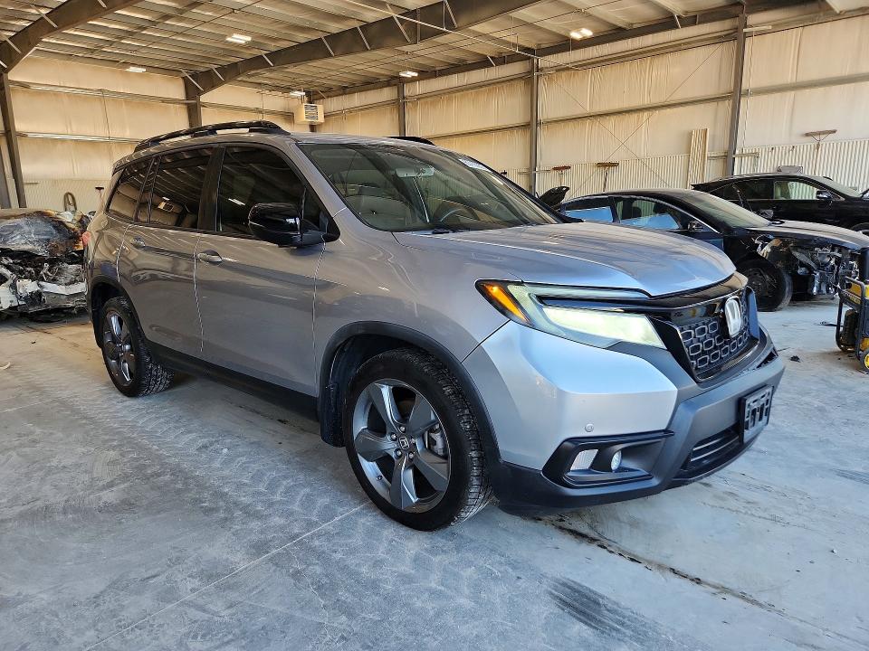 60155906 :رقم المزاد ، 5FNYF7H97KB000403 vin ، 2019 Honda Passport مزاد بيع