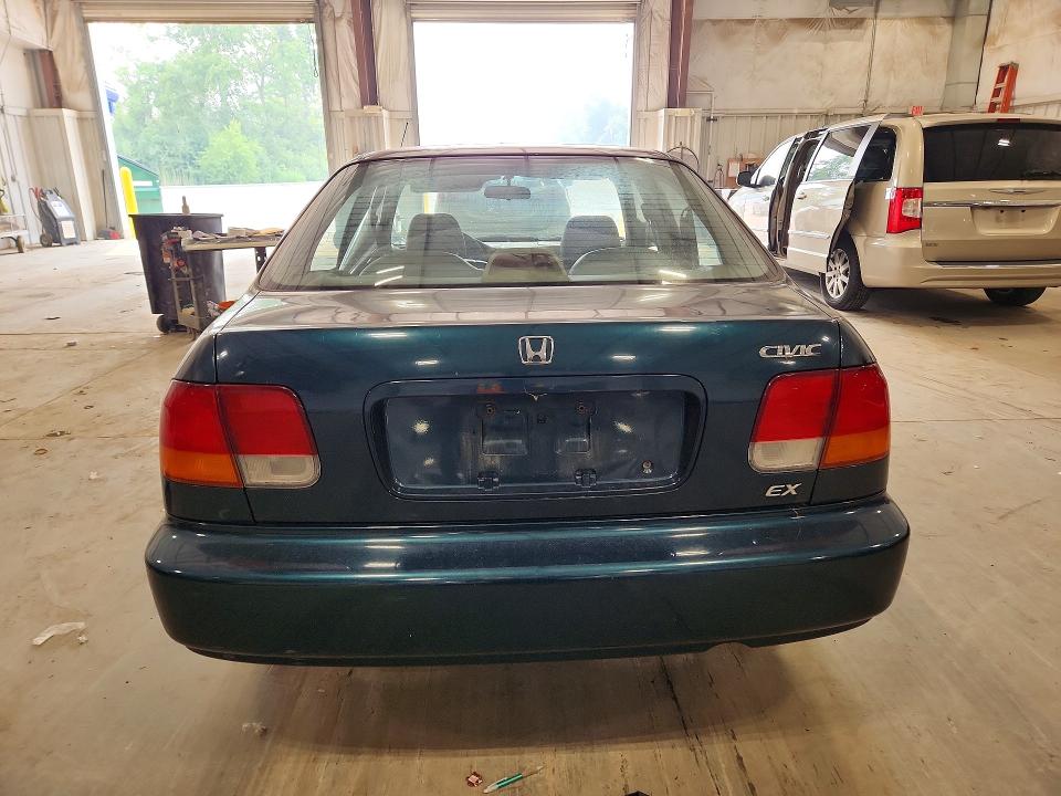 61032716 :رقم المزاد ، 1HGEJ8642TL018287 vin ، 1996 Honda Civic مزاد بيع