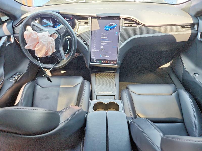 61093236 :رقم المزاد ، 5YJSA1E25JF282970 vin ، 2018 Tesla Model S مزاد بيع