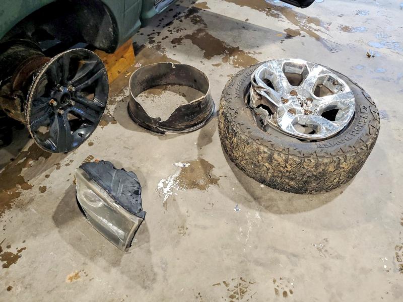 62717496 :رقم المزاد ، 1C6RR7MT8JS172347 vin ، 2018 Ram 1500 مزاد بيع