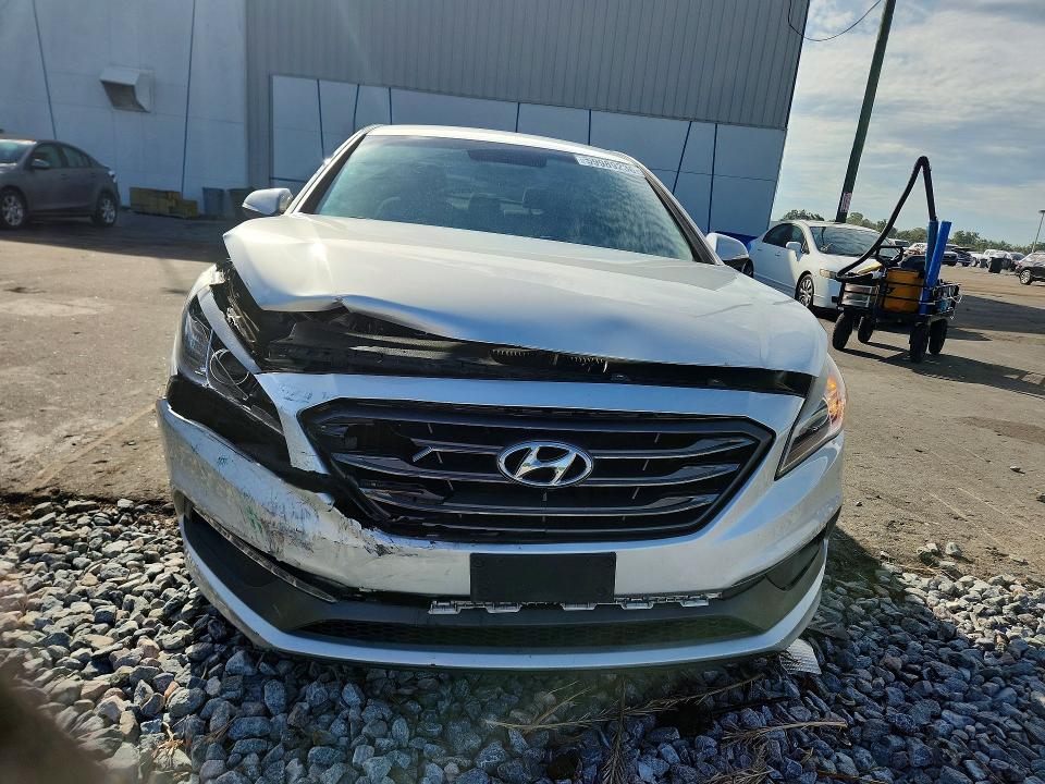 Продажа на аукционе авто 2015 Hyundai Sonata, vin: 5NPE34AF2FH138660, номер лота: 59989236