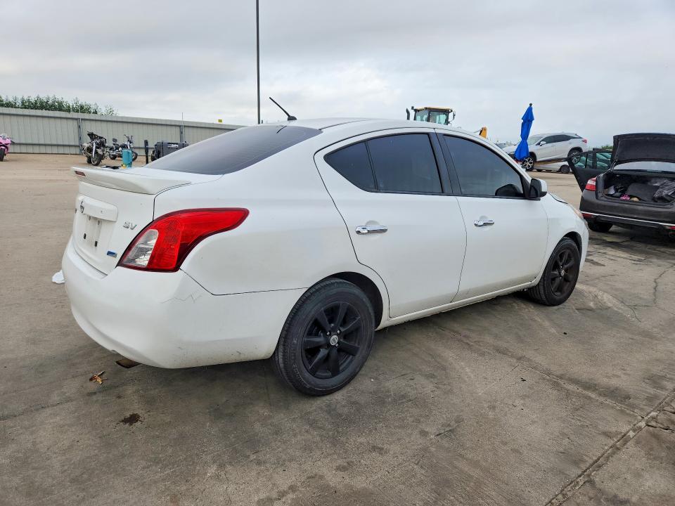 2014 Nissan Versa მანქანა იყიდება აუქციონზე, vin: 3N1CN7AP9EL833747, აუქციონის ნომერი: 61203136
