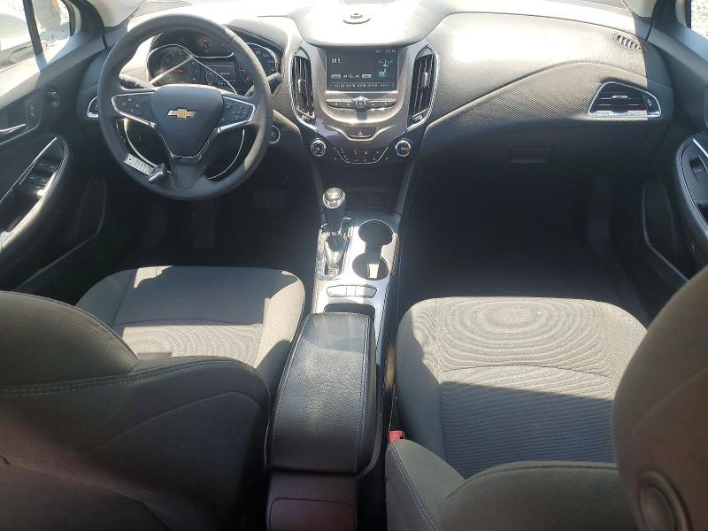 60080606 :رقم المزاد ، 1G1BE5SM7H7270894 vin ، 2017 Chevrolet Cruze مزاد بيع