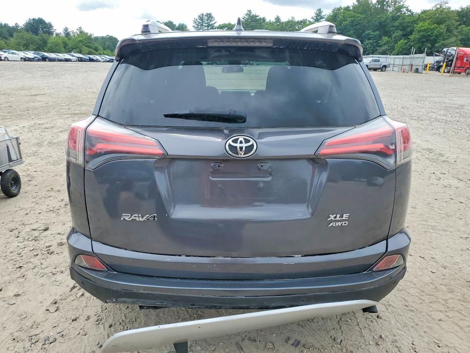 61867186 :رقم المزاد ، JTMRFREV3GD195786 vin ، 2016 Toyota Rav4 مزاد بيع