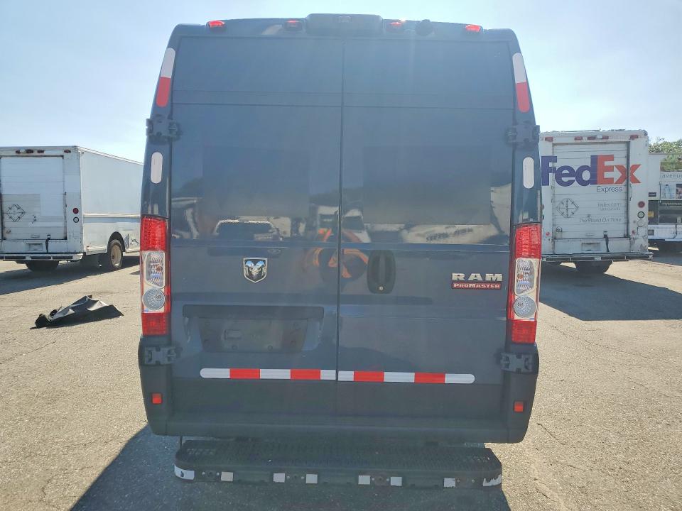 61897336 :رقم المزاد ، 3C6MRVJG6ME550131 vin ، 2021 Ram Promaster 3500 مزاد بيع