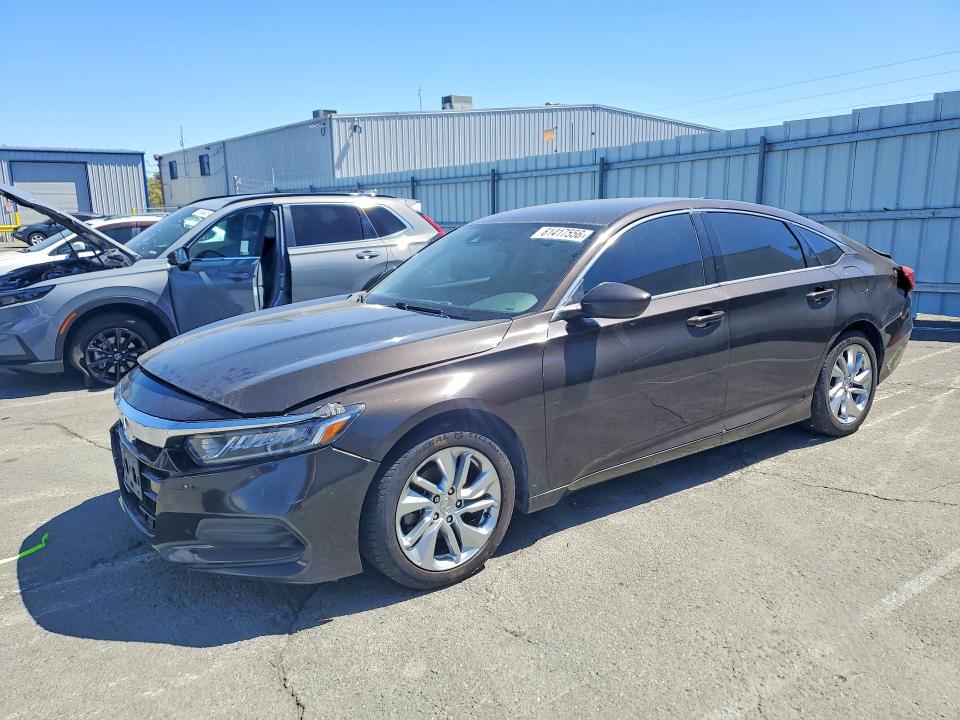 2018 Honda Accord მანქანა იყიდება აუქციონზე, vin: 1HGCV1F10JA136498, აუქციონის ნომერი: 61417556