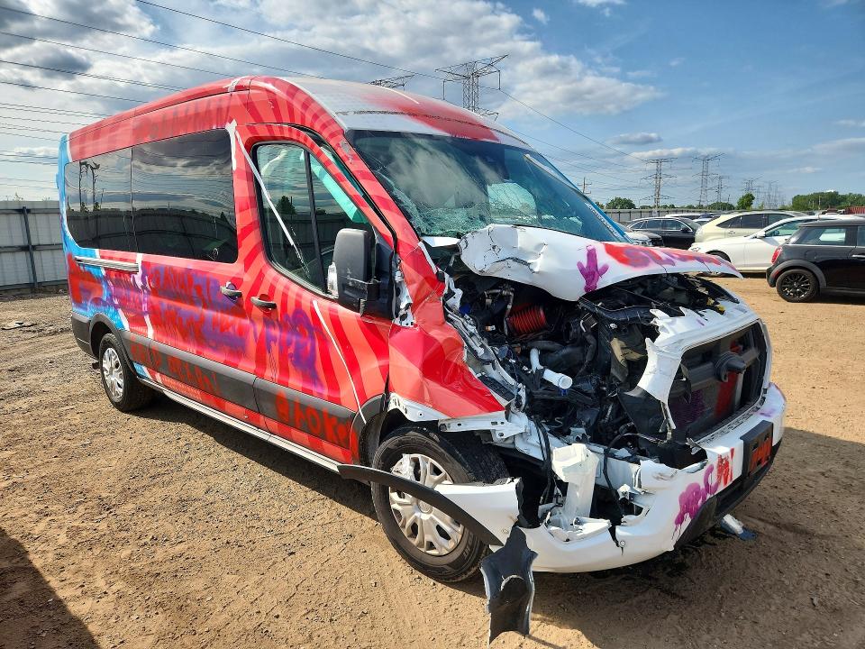 62335966 :رقم المزاد ، 1FBAX2C83MKA13823 vin ، 2021 Ford Transit مزاد بيع
