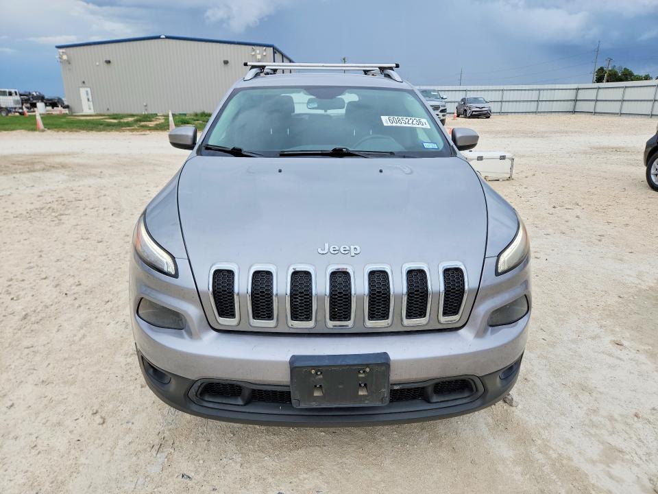 60852236 :رقم المزاد ، 1C4PJLCB7GW209530 vin ، 2016 Jeep Cherokee مزاد بيع
