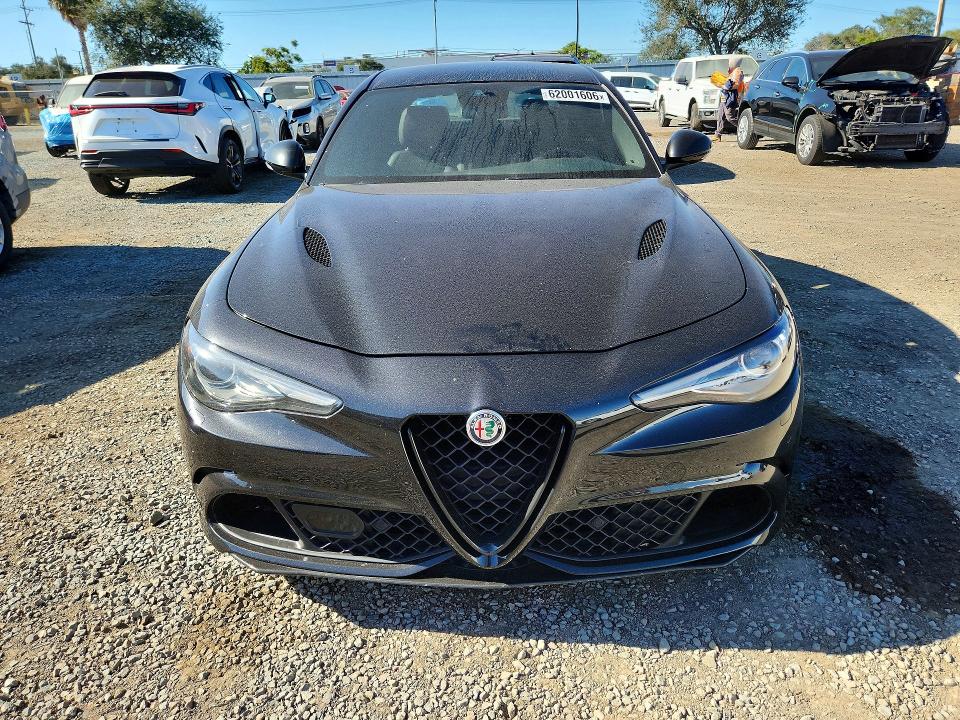 62001606 :رقم المزاد ، ZARFAMEVXL7627101 vin ، 2020 Alfa Romeo Giulia مزاد بيع