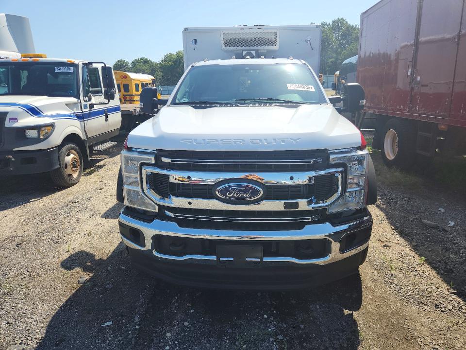 60044636 :رقم المزاد ، 1FD0X5HT0LED25015 vin ، 2020 Ford F550 مزاد بيع