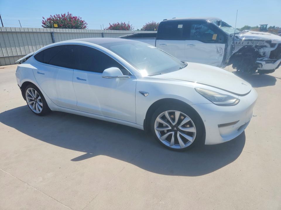 Продаж на аукціоні авто 2018 Tesla Model 3, vin: 5YJ3E1EAXJF020524, номер лоту: 63105306