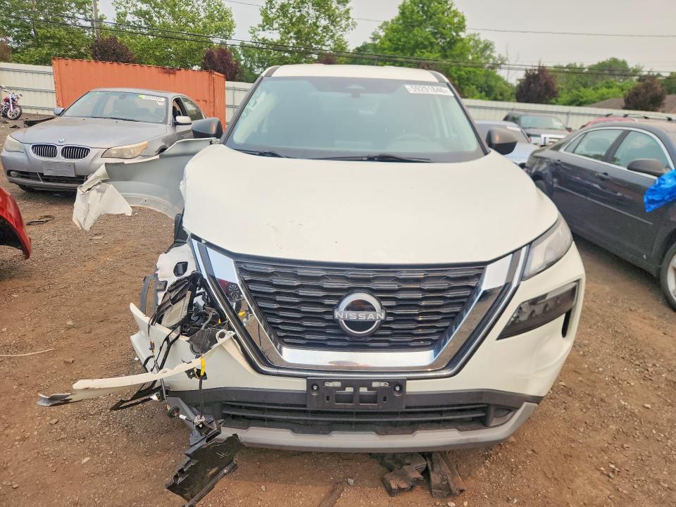 59291846 :رقم المزاد ، 5N1BT3AB8PC800325 vin ، 2023 Nissan Rogue مزاد بيع