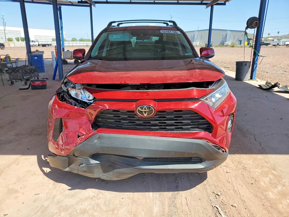 62484186 :رقم المزاد ، 2T3P1RFV9MW190563 vin ، 2021 Toyota Rav4 مزاد بيع